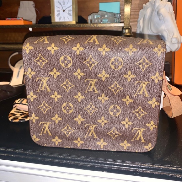 Louis Vuitton Monogram Cartouchière MM - Picture 10 of 10